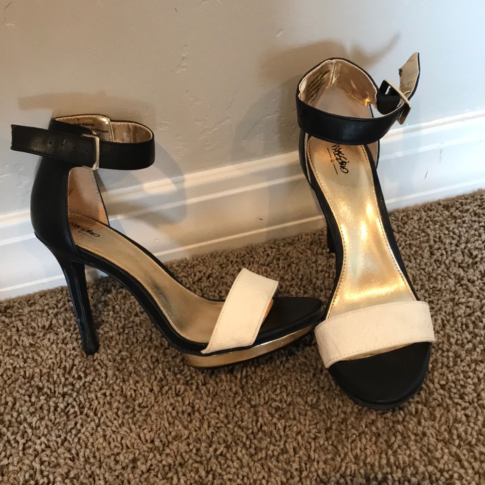 Missimo open toed heels